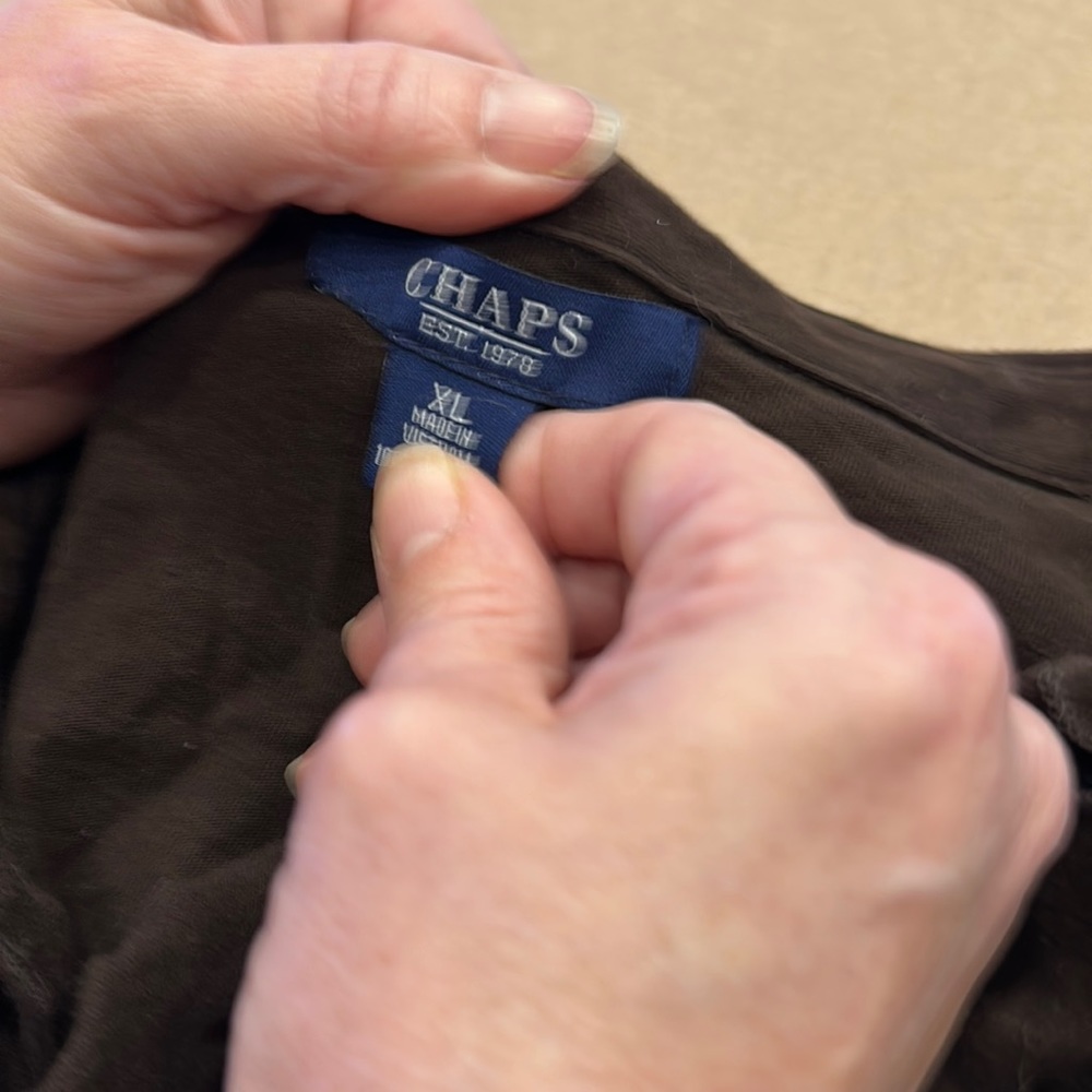 Chaps brown x-large quarter length sleeve